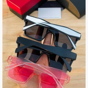 Stylish sunglasses(PR)