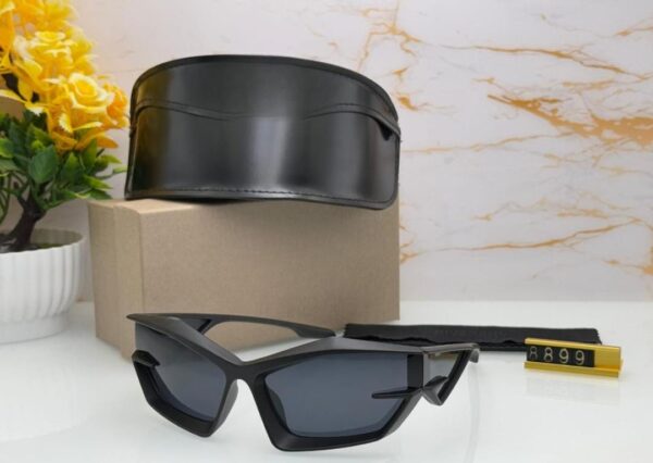 Stylish UV lens sunglasses(GV) - Image 2