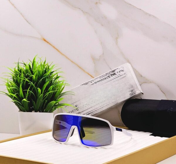 UV Lens sunglasses (Ok) - Image 5