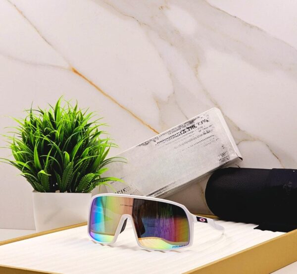 UV Lens sunglasses (Ok) - Image 4