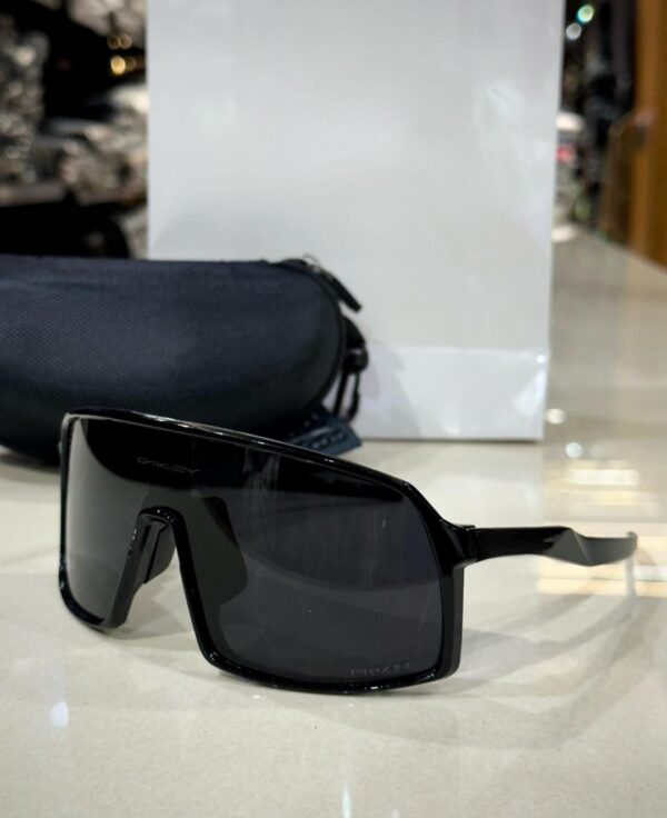 UV Lens sunglasses (Ok) - Image 2