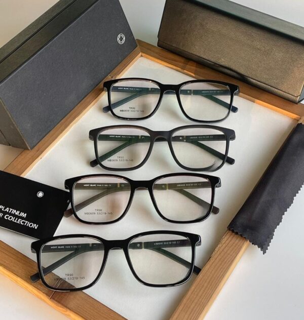 Transparent lens (MB)