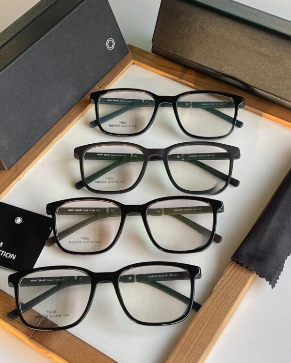 Transparent lens (MB)