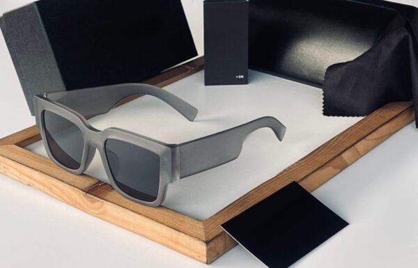 Unisex model sunglasses (DG) - Image 5
