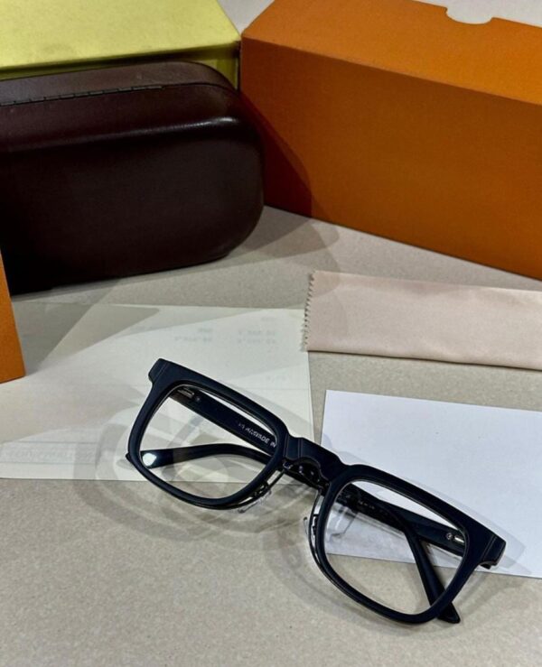 Frame (LV)