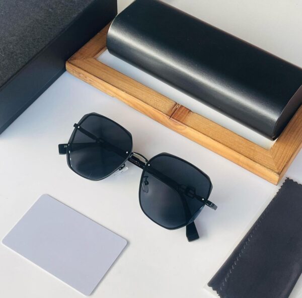 Women's sunglasses(BL) - Image 4
