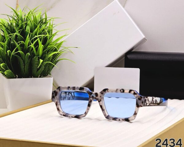 Sunglasses (BL) - Image 3