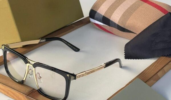 Transparent lens - Image 4
