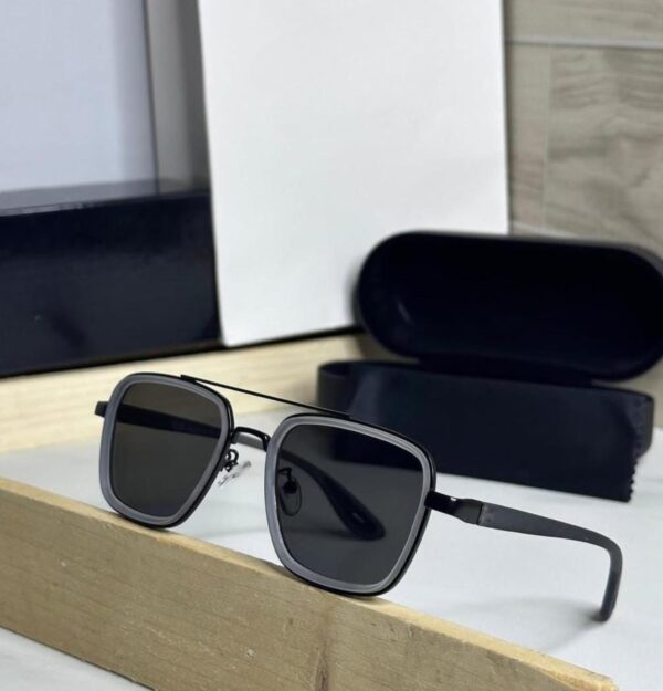 Sunglass (RB)