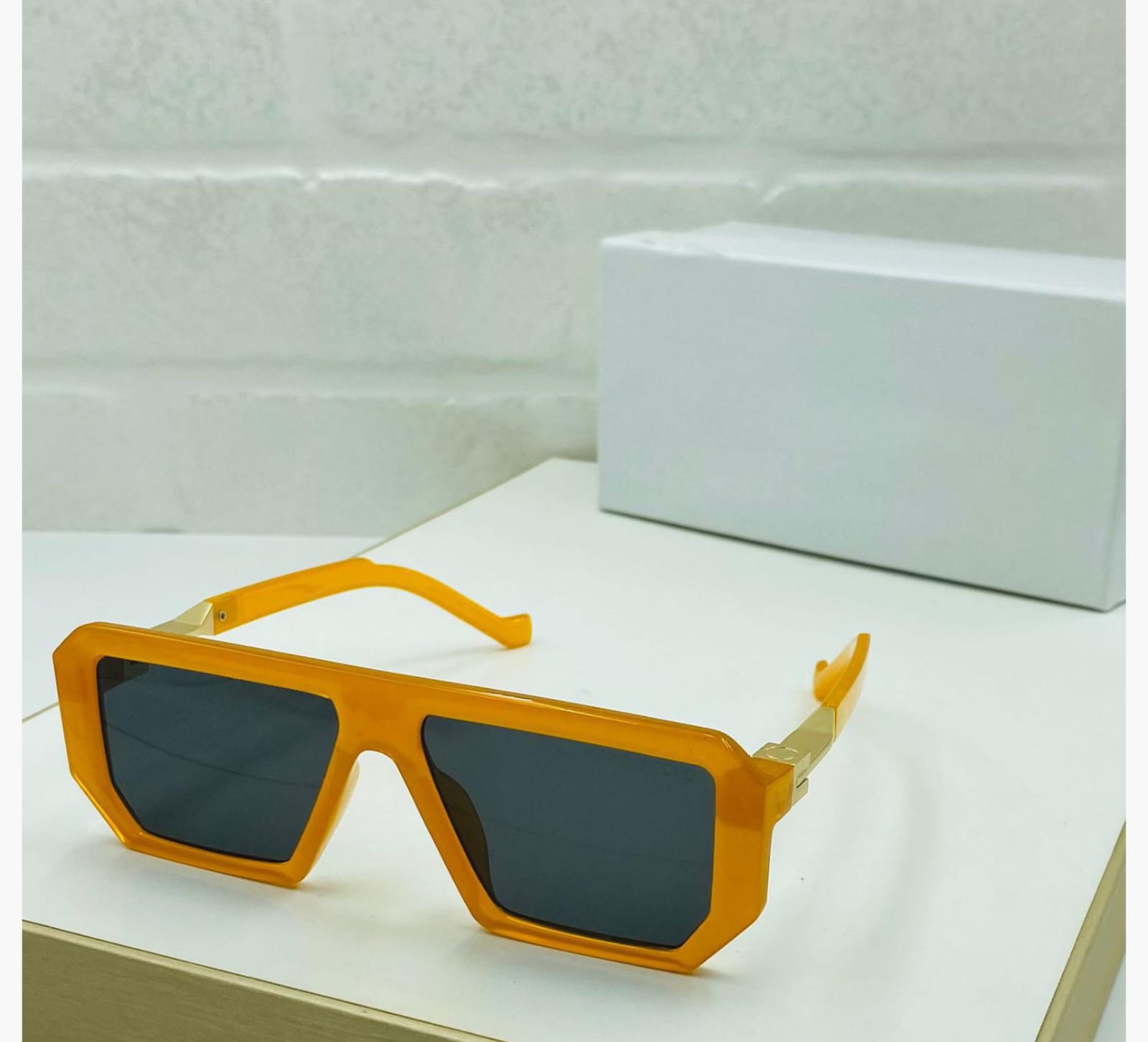 Love Your Everyday Style Partner Sunglasses (MJ) - Image 4